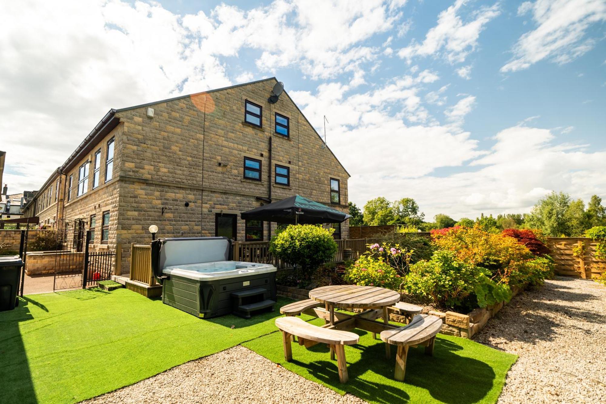 The House @ Sitwell Arms Hotel Renishaw Exteriér fotografie